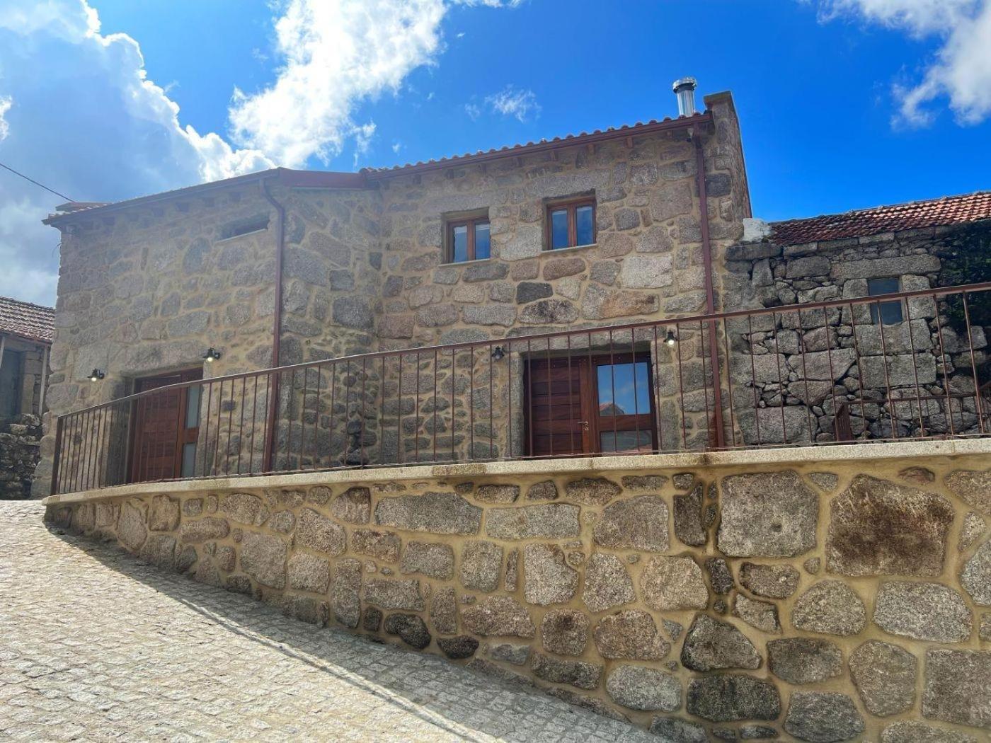 Casas Da Assureira Villa Castro Laboreiro Exterior photo